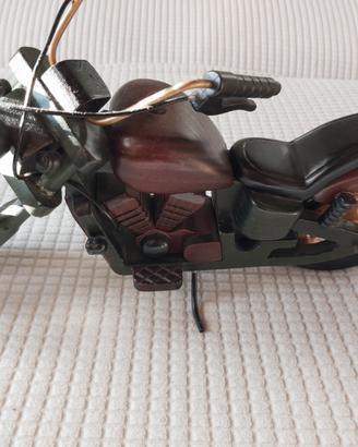 Modellino di Moto Custom in Legno  Artigianato.