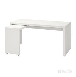 Scrivania Ikea Malm come nuova  151 x 65 cm