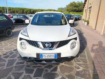 Nissan Juke 1.6 GPL Acenta