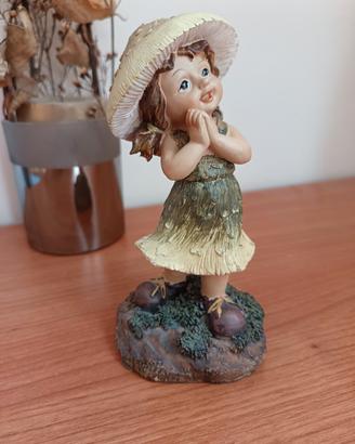 Statuina Ceramica Fata Bimba del Bosco con Fung