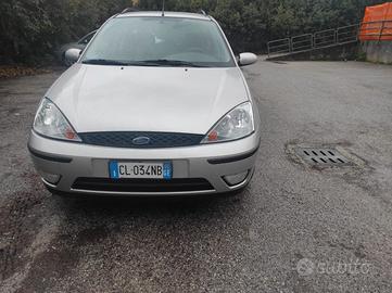 Ford Focus 1.6i 16V cat SW Ghia