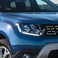 faro anteriore destro dacia Duster 2020 led rotto
