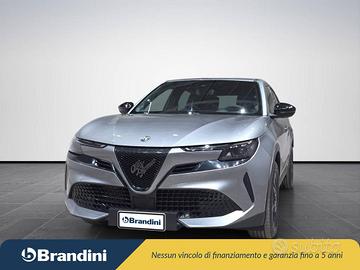 Alfa Romeo Junior 1.2 ibrida 136cv edct6