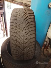 Gomme invernali 225/45 r18 95V Kumho