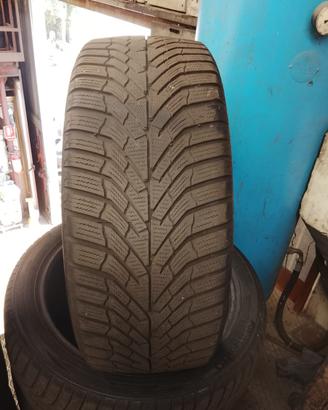 Gomme invernali 225/45 r18 95V Kumho