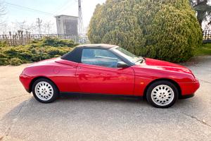 Alfa Romeo Spider 2.0  16V Twin Spark