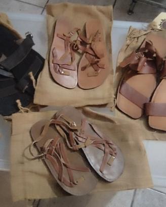 26 paia di sandali in blocco 