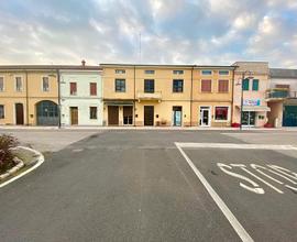 Negozio e laboratorio a Nogara centro