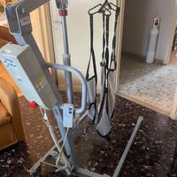 Sollevatore elettrico per anziani