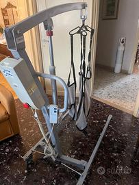 Sollevatore elettrico per anziani