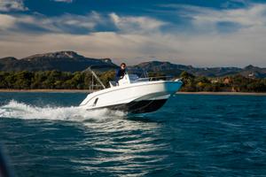 Flyer 6 SUNdeck con motore Honda 100 CV