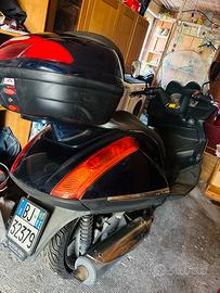 scooter aprilia atlantic 500