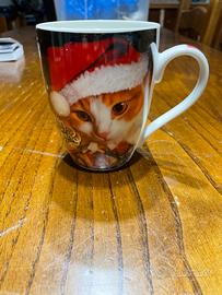 Tazza natalizia con decorazione di gatto