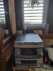 Radio stereo lettore CD e audiocassette