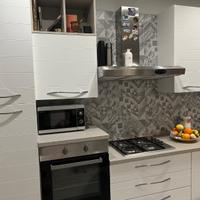 Cucina e arredamento usati