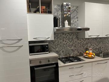 Cucina e arredamento usati