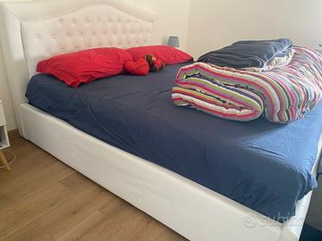 letto matrimoniale con contenitore in ecopelle