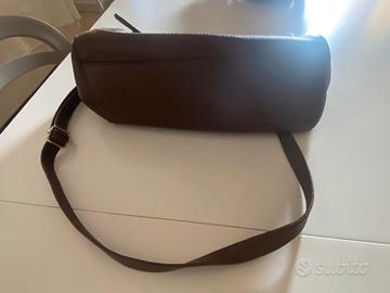 Borsa in pelle martellata color terracotta