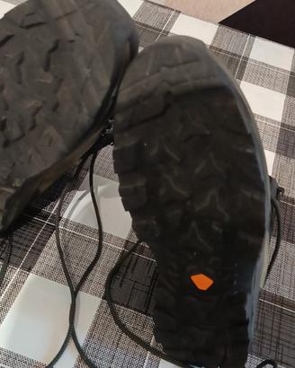 scarpe da trekking come nuove 