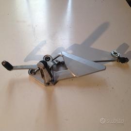 pedana supporto cambio yamaha fz6