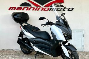 Yamaha X-Max 300 04/2021 con 12.500 Km