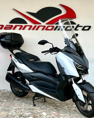 Yamaha X-Max 300 04/2021 con 12.500 Km