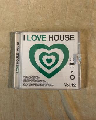 I LOVE HOUSE