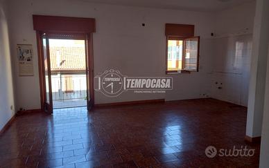 Rometta - Via Nazionale: Condominio Basile