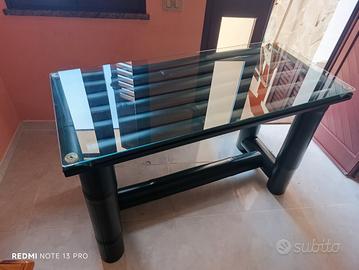 scrivania in bambù e legno