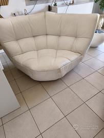divano chatodax in pelle con urgenza 