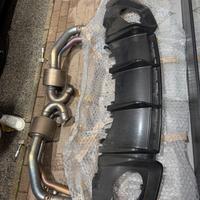 Scarico diffusore posteriore e alettone audi R8
