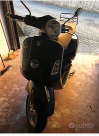 Vespa GTS 300