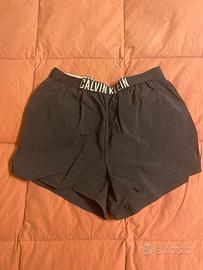 Calvin Klein short