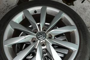 4 cerchi golf 7 da 17 gommati