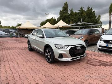 Audi A1 allstreet 30 TFSI S tronic Identity Contra