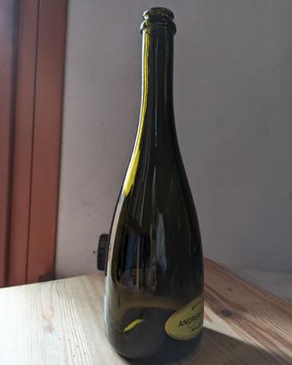 n.50 bottiglie vetro verde pesante tappo corona
