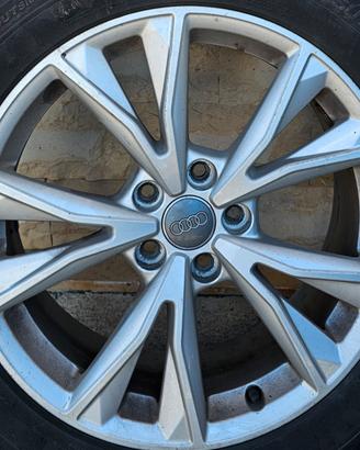 4 cerchi in lega Audi q3 18