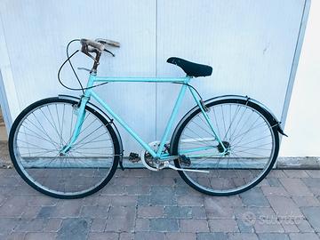 Bici uomo azzurra