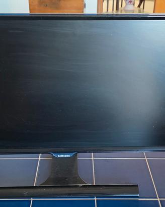 TV Samsung T24E390E