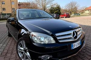 MERCEDES C220 AVANTGARDE BERLINA