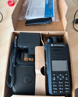 RTX UHF-FM Motorola DP4801