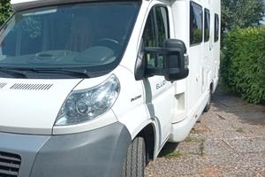 Camper CI Elliot 55 p