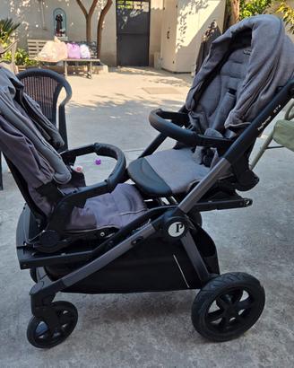 passeggino Peg Perego GT4 gemellare o fratellare