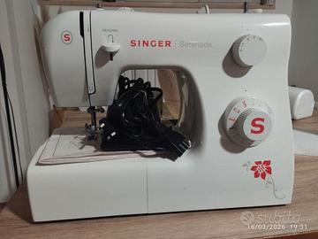 Macchina da cucire SINGER