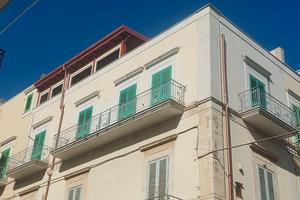 Appartamento 2/3 piano doppia esposizione
