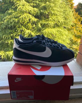 Nike Cortez TXT nere e bianche Taglia 9.5 US 43 EU