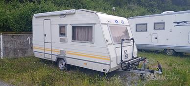 Roulotte Knaus Country 