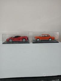 Lotto modelli 1:24 LaFerrari 2013 + BMW 2002 1971.