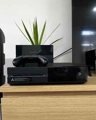 Xbox ONE 500gb, joystick e giochi (gta, fifa20…)