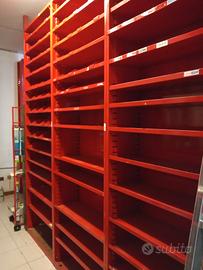Scaffale per negozio 
